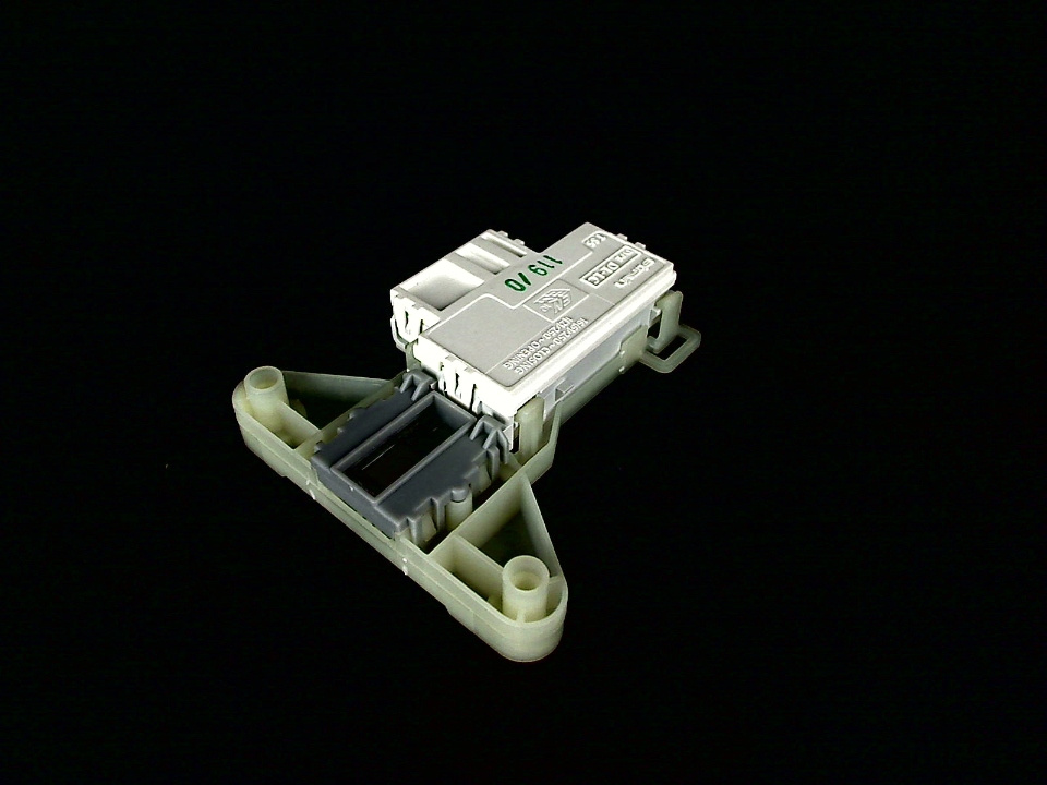 MICROSWITCH OR DOOR BLOCK