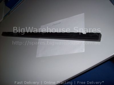 Door guides L 837mm W 25mm D 32mm